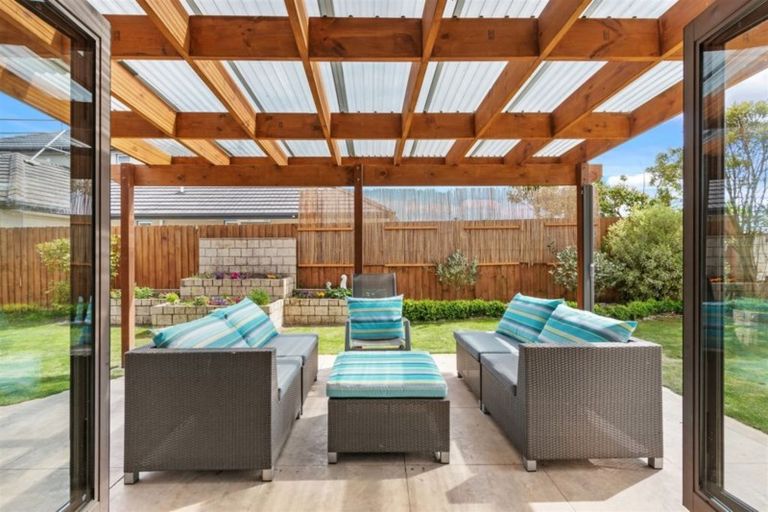 Photo of property in 540 Bower Avenue, Parklands, Christchurch, 8083