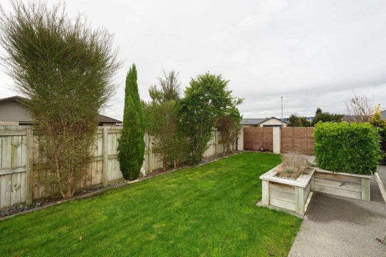 Photo of property in 7 Barry Curtis Place, Levin, 5510