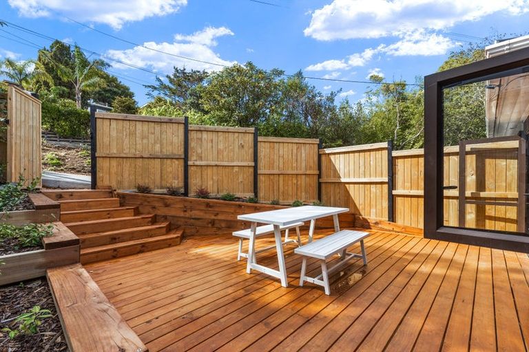 Photo of property in 504 Beach Road, Murrays Bay, Auckland, 0630