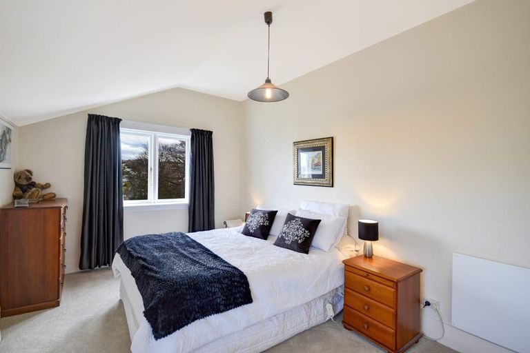 Photo of property in 135 Eglinton Road, Mornington, Dunedin, 9011