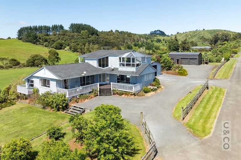 Photo of property in 83 Mount Albion Rise, Taupaki, Henderson, 0782