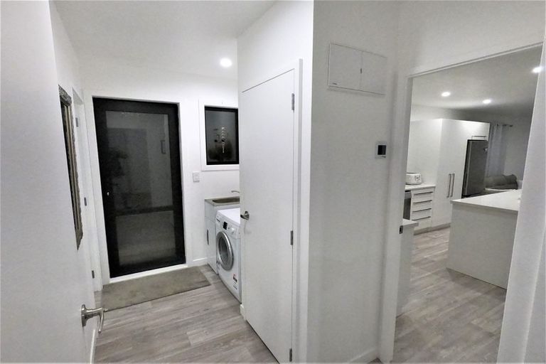 Photo of property in 9 Meenas Place, Cable Bay, 0420