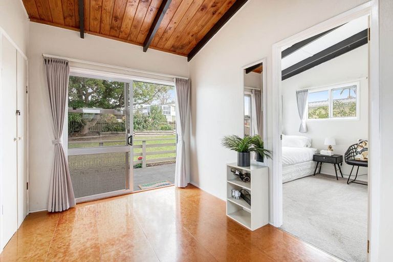 Photo of property in 26 Kawau View Road, Snells Beach, 0920