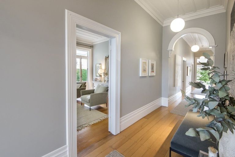 Photo of property in 126 Calliope Road, Stanley Point, Auckland, 0624