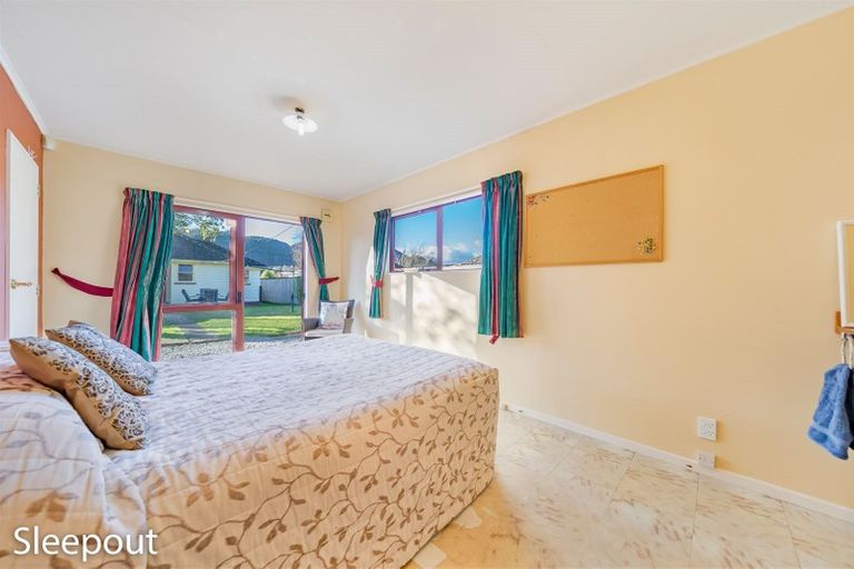 Photo of property in 68 Fraser Crescent, Elderslea, Upper Hutt, 5018