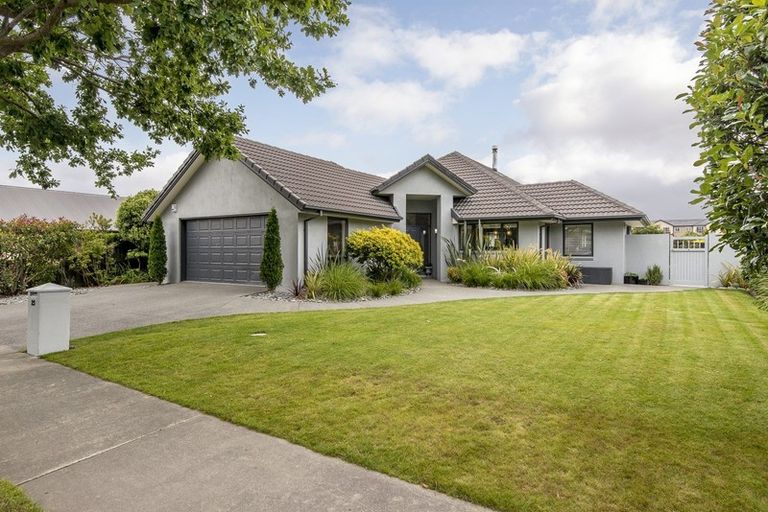 Photo of property in 25 Oakwood Drive, Rangiora, 7400
