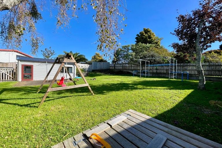 Photo of property in 10 Wicklow Place, Bell Block, New Plymouth, 4312