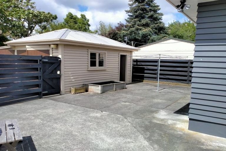 Photo of property in 42 Manson Street, Terrace End, Palmerston North, 4410