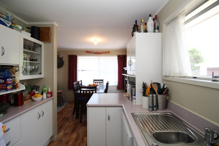 Photo of property in 15 Chaucer Place, Owhata, Rotorua, 3010