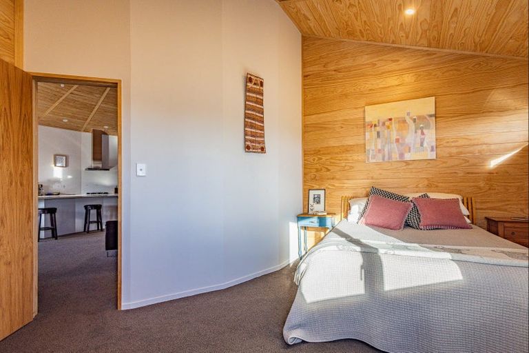 Photo of property in 1 Fern Lane, Ohakune, 4625