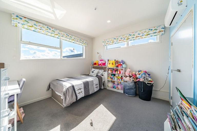 Photo of property in 9 Semaphore Lane, Whitby, Porirua, 5024
