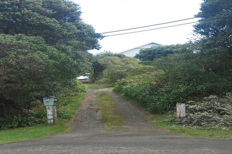 Photo of property in 71 Wellington Road, Paekakariki, 5034