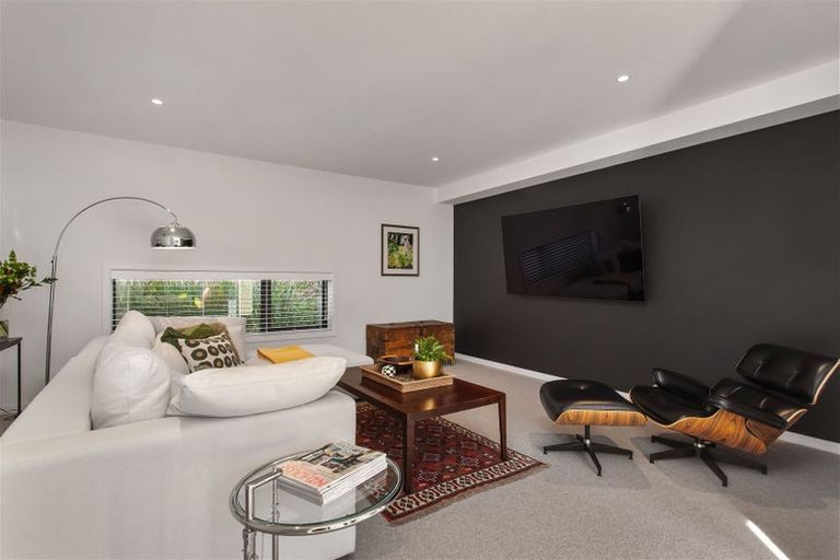 Photo of property in 86 Wairakei Road, Bryndwr, Christchurch, 8052