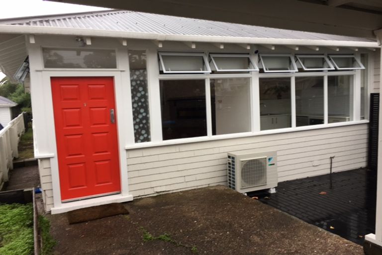 Photo of property in 1/43 Wallace Road, Papatoetoe, Auckland, 2025