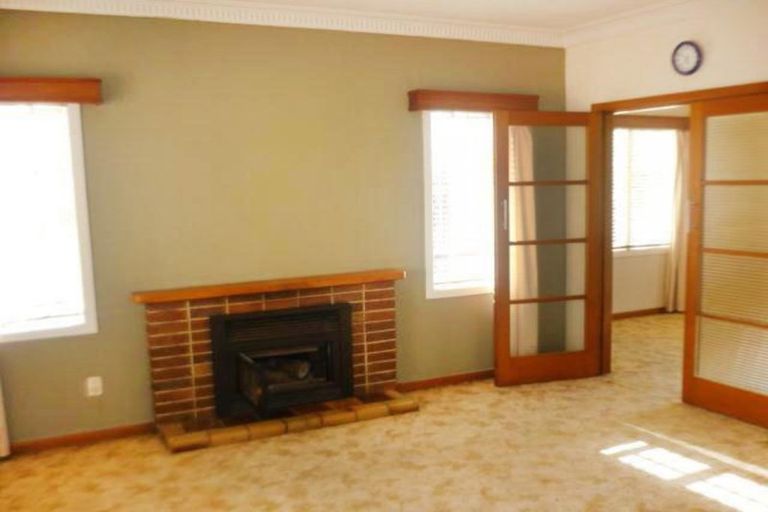 Photo of property in 14 Huia Road, Papatoetoe, Auckland, 2025