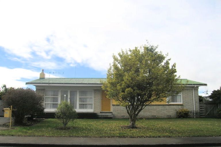 Photo of property in 52 Folkestone Drive, Flaxmere, Hastings, 4120