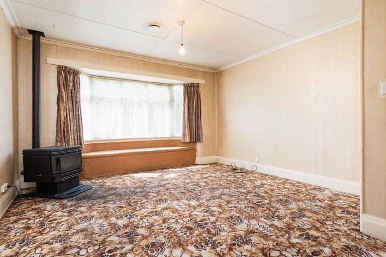 Photo of property in 17 Font Street, Kaikorai, Dunedin, 9010