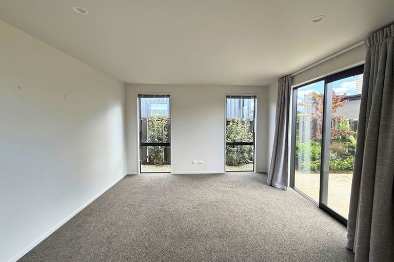 Photo of property in 34 Obelisk Street, Wanaka, 9305