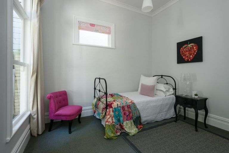 Photo of property in 11 Central Terrace, Kelburn, Wellington, 6012