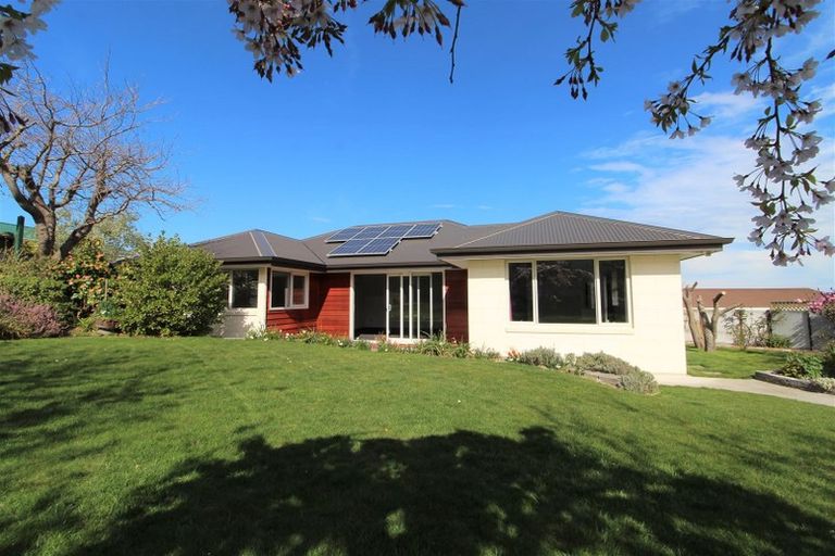 Photo of property in 10 Glenview Terrace, Highfield, Timaru, 7910
