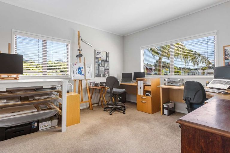 Photo of property in 44 Stratford Drive, Cable Bay, 0420