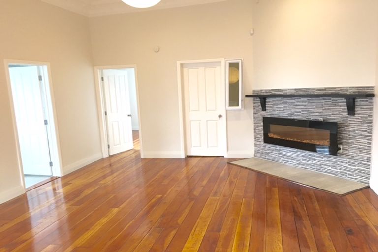 Photo of property in 1/43 Wallace Road, Papatoetoe, Auckland, 2025