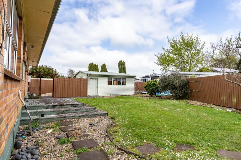 Photo of property in 10 Marion Place, Deanwell, Hamilton, 3206