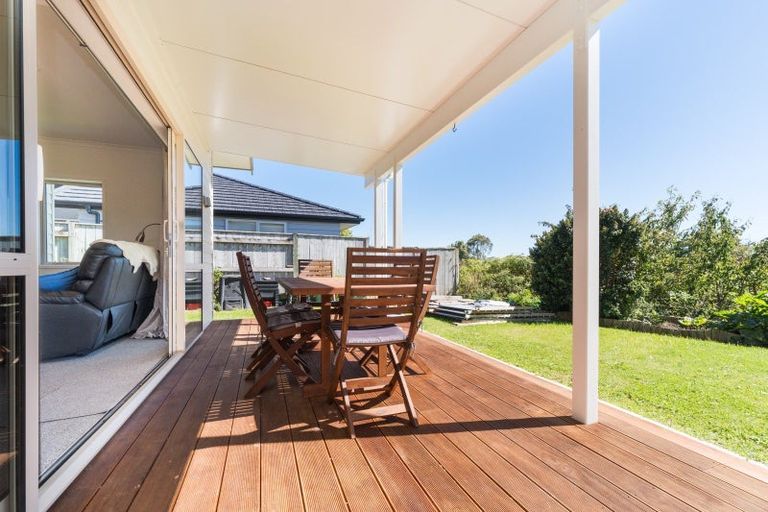 Photo of property in 6 Silkwood Place, Fitzherbert, Palmerston North, 4410
