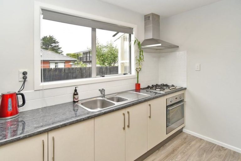 Photo of property in 1/65 Kuaka Crescent, Bromley, Christchurch, 8062