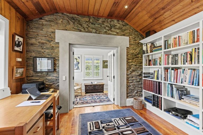 Photo of property in 21 Anglesea Street, Arrowtown, 9302