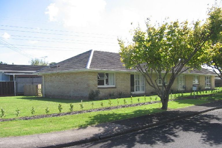 Photo of property in 31 Laureston Avenue, Papatoetoe, Auckland, 2025