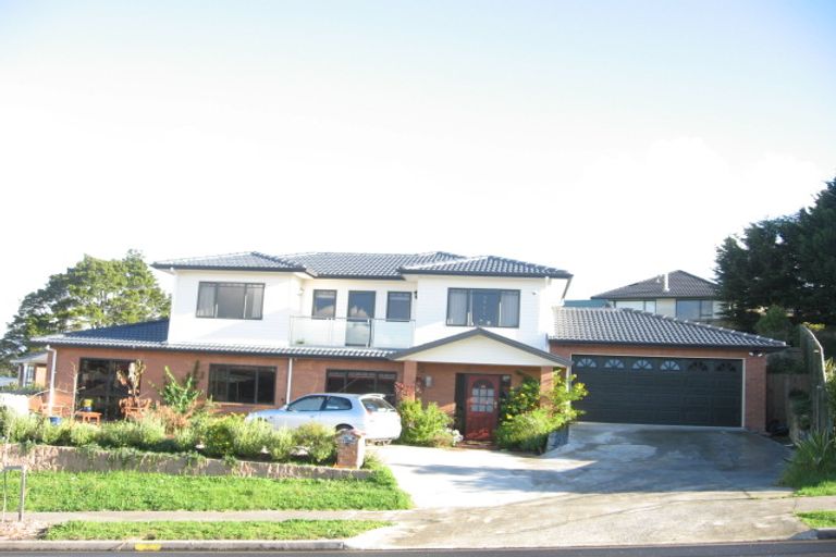 Photo of property in 10 Cairnsvale Rise, Manurewa, Auckland, 2105
