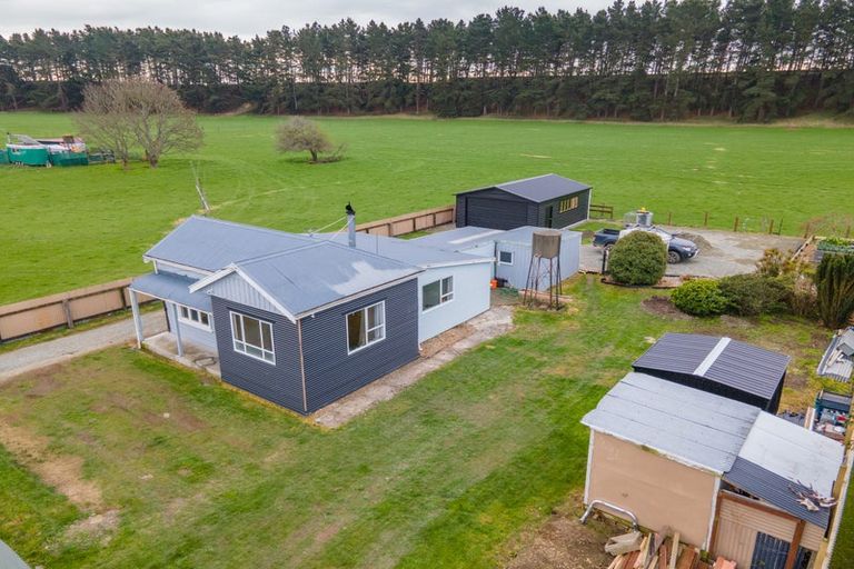 Photo of property in 24 Queen Street, Pareora, 7912