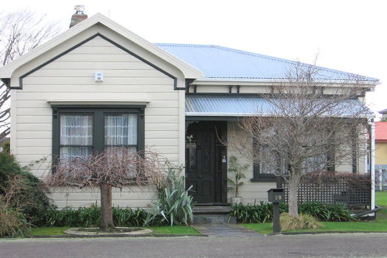 Photo of property in 29 Summerhays Street, Terrace End, Palmerston North, 4410