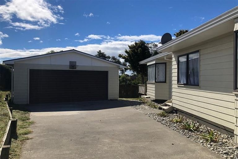 Photo of property in 33 Langdale Avenue, Paraparaumu, 5032