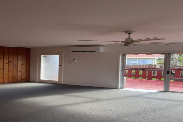 Photo of property in 23 Yearsley Place, Manurewa, Auckland, 2102