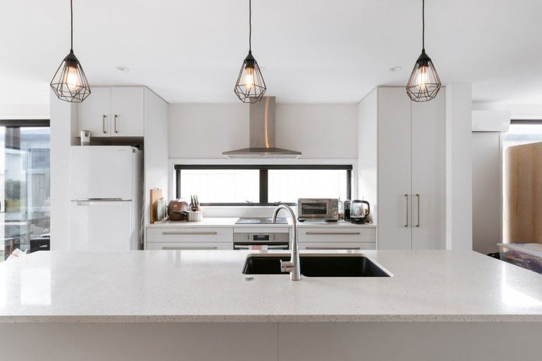 Photo of property in 21 Te Paea Crescent, Papamoa Beach, Papamoa, 3118