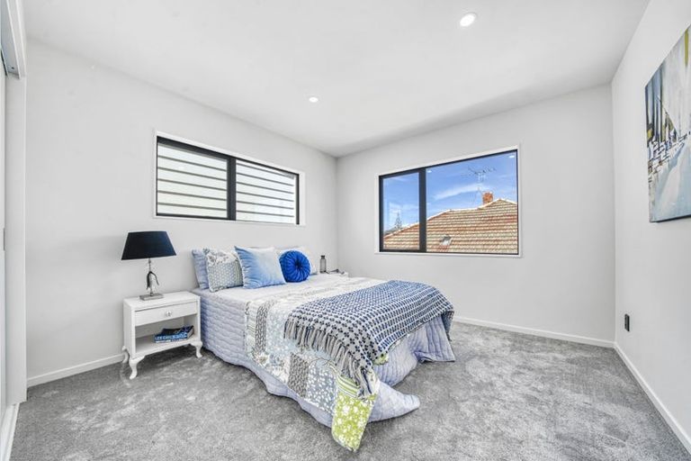 Photo of property in 23 Laureston Avenue, Papatoetoe, Auckland, 2025