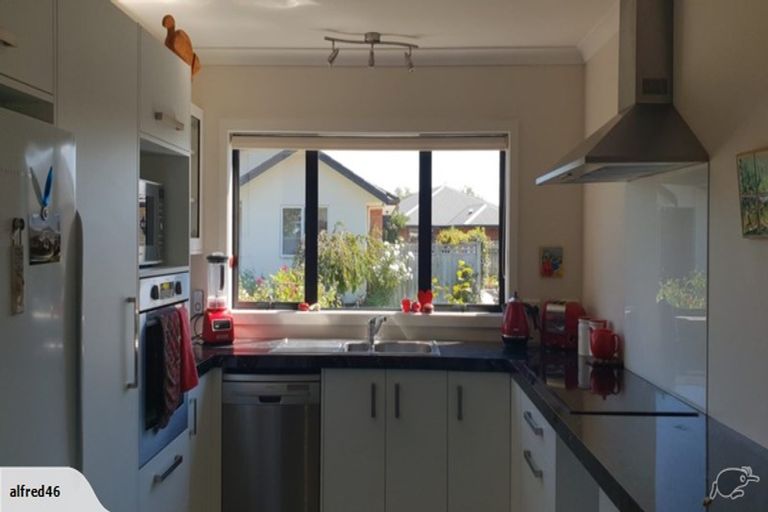 Photo of property in 28 Purnell Street, College Estate, Whanganui, 4500