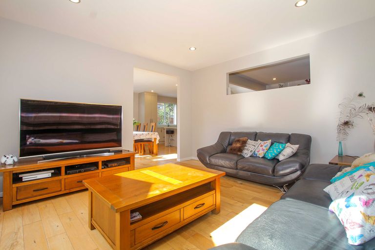 Photo of property in 11a Agathis Avenue, Mairangi Bay, Auckland, 0630