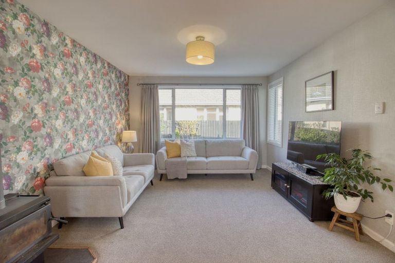 Photo of property in 38 Evesham Crescent, Spreydon, Christchurch, 8024