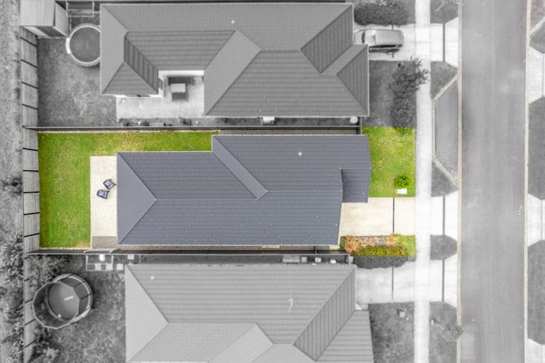 Photo of property in 22 Te Kaeaea Crescent, Wallaceville, Upper Hutt, 5018