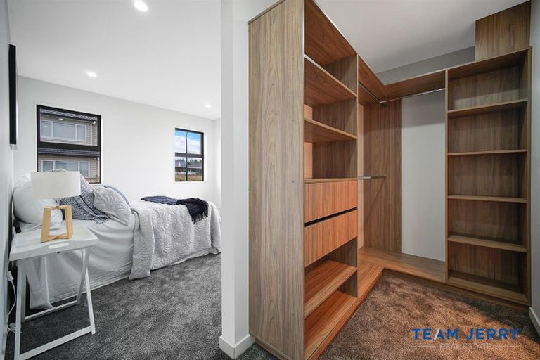 Photo of property in 8 Kakau Lane, Flat Bush, Auckland, 2019