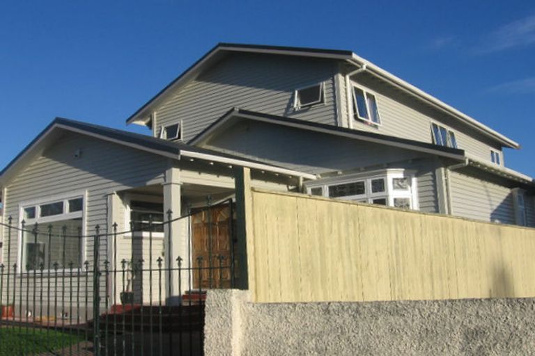 Photo of property in 112 Knights Road, Hutt Central, Lower Hutt, 5010