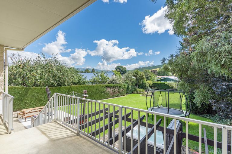 Photo of property in 20 Lynas Street, Outram, 9019