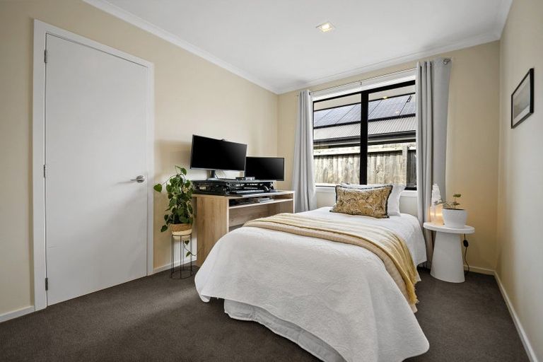 Photo of property in 28 Merrilees Place, Linwood, Christchurch, 8062