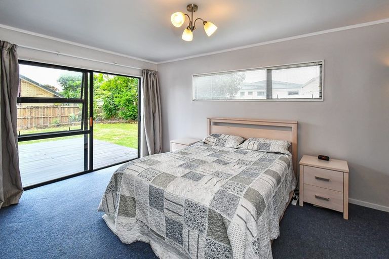 Photo of property in 29 Len Garlick Place, Pahurehure, Papakura, 2113