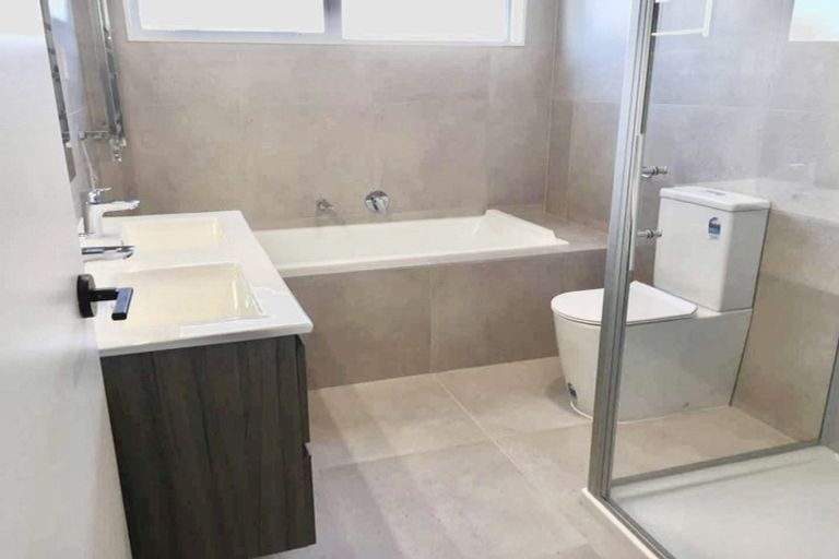 Photo of property in 12 Roa Avenue, Hobsonville, Auckland, 0616