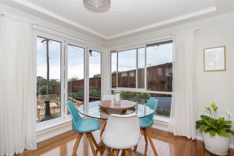 Photo of property in 12 Selwyn Street, South Hill, Oamaru, 9400