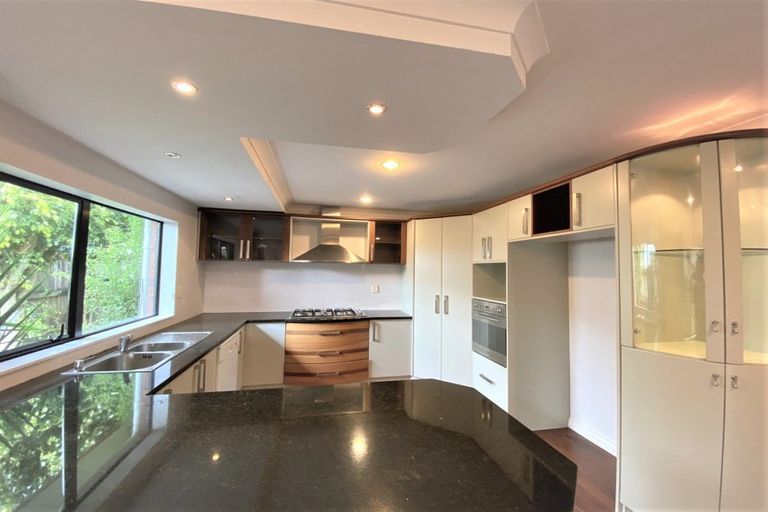 Photo of property in 102b Meadowland Drive, Somerville, Auckland, 2014